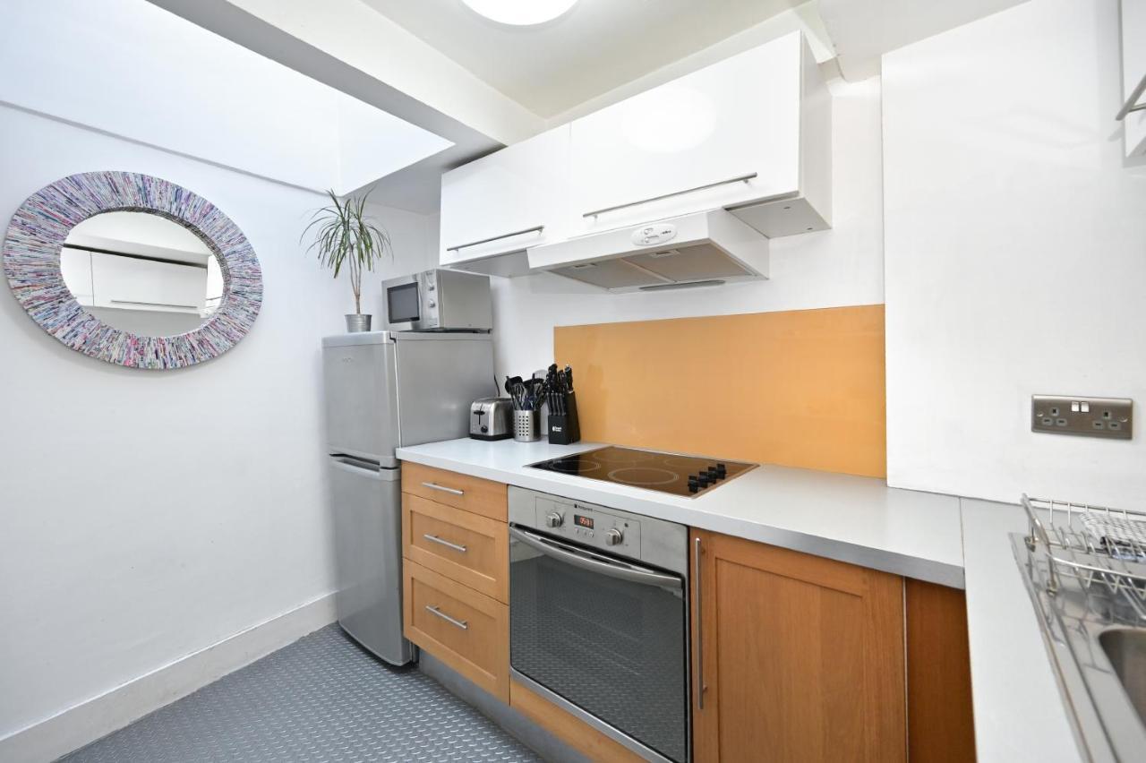 Soho, Piccadilly & Chinatown - Two Bedroom & Two Double Beds Apartment London Kültér fotó